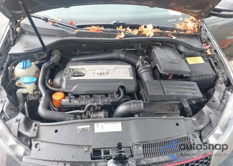 2010 Volkswagen Gti 4-Door z USA, uszkodzony, nr VIN WVWHD7AJ3AW243727